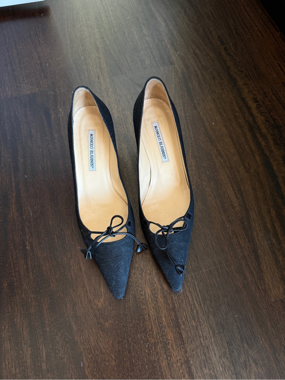 Manolo Blahnik Black Pointed-Toe Bow Pumps